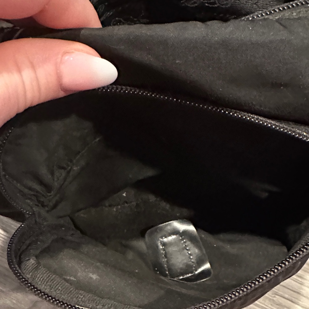 Authentic Prada Messenger Bag - Picture 6 of 8